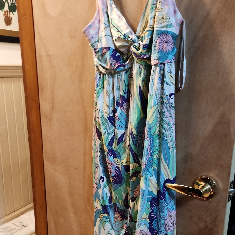 Elie Tahari Multicolor Striped Garment